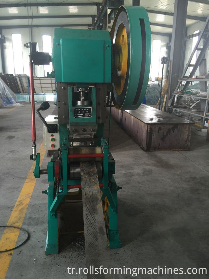 Yüksek Kalite Panjur Slat Rulo Şekillendirme Makinesi Fiyat High Quality Roller Shutter Slat Roll Forming Machine Price